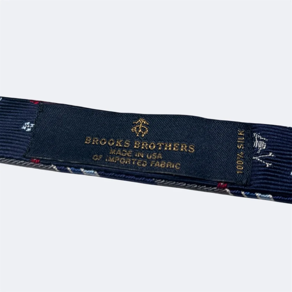 Brooks Brothers Silk Reversible Bow Tie Navy Blue Striped Fleece‎ Logo USA Made
